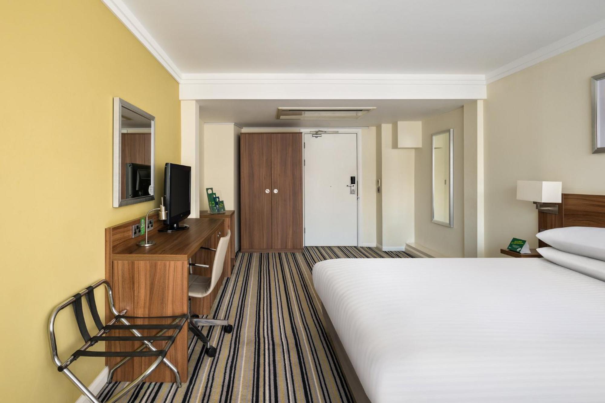 Holiday Inn Norwich, Ipswich Road, an IHG Hotel Exterior foto