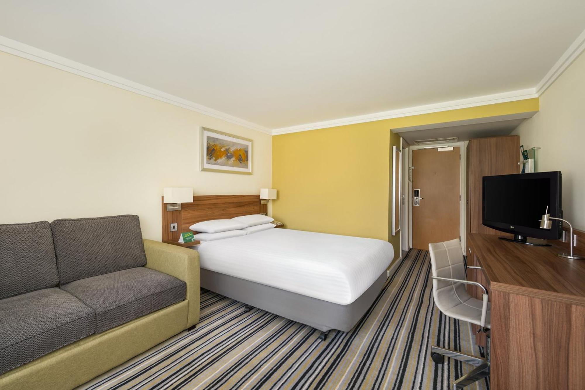 Holiday Inn Norwich, Ipswich Road, an IHG Hotel Exterior foto